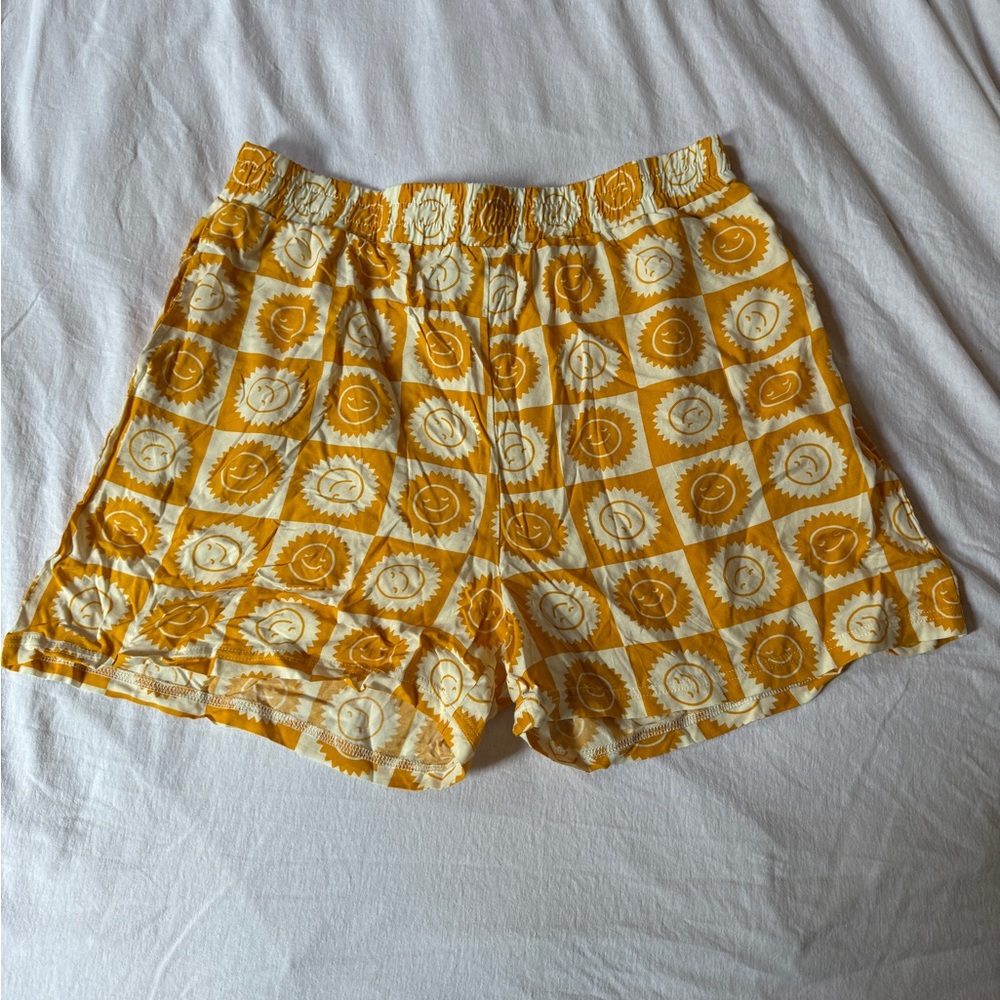 Mighty Fine Yellow Sun Smileyface Shorts size XL - Picture 2 of 5